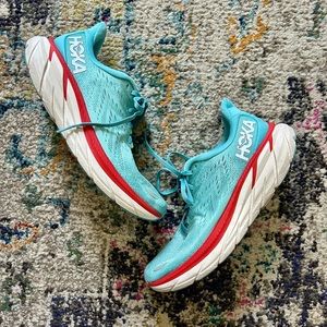 Hoka Clifton 8s